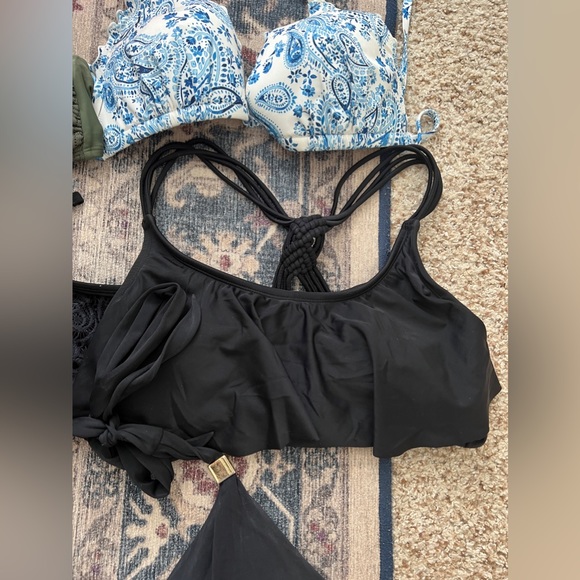 Women’s Bikini Haul - Picture 7 of 11